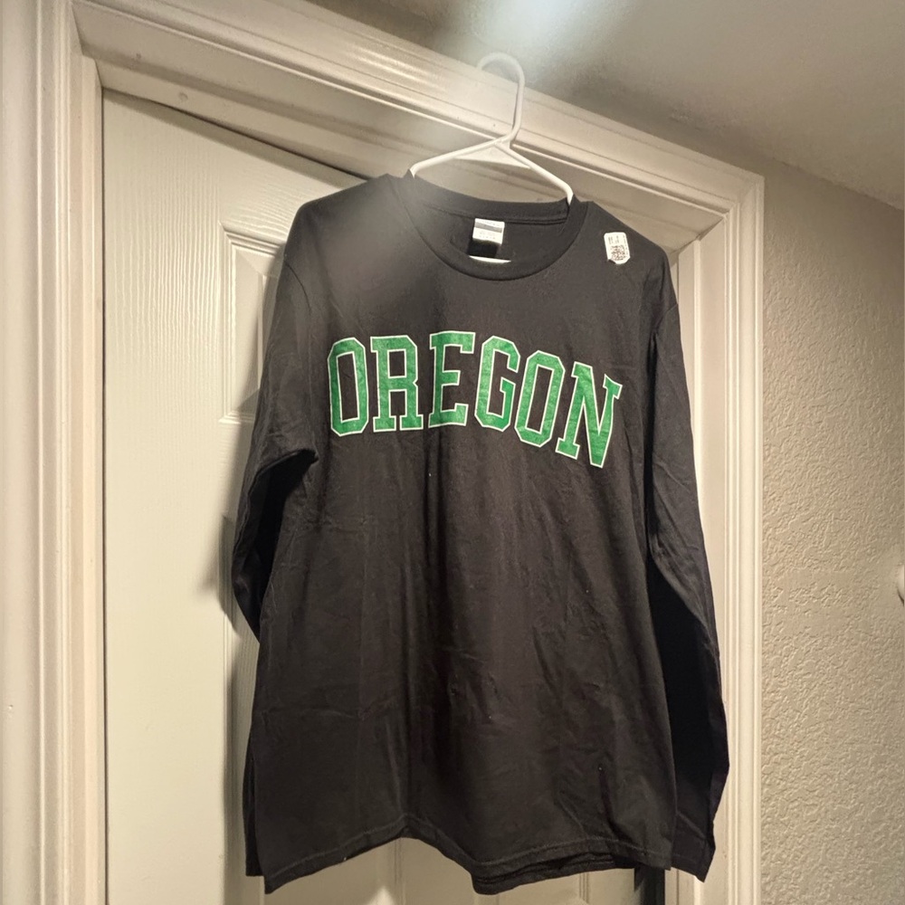Oregon Long Sleeve Shirt NWT Large